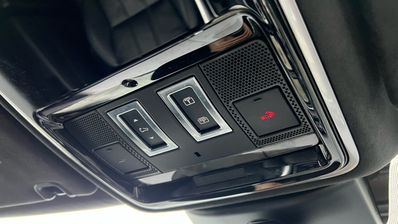 Land Rover Range Rover Sport 3.0 D300 Autobiography Dynamic 5dr Auto Diesel Estate